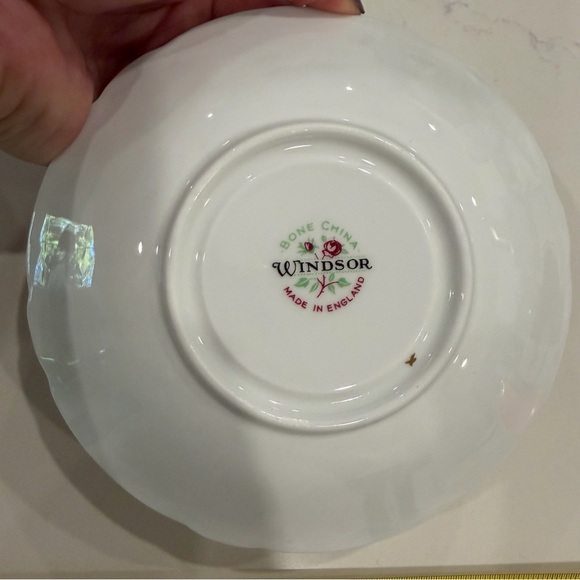 Windsor China violet Floral Tea Set with Gold Trim England - Picture 9 of 10